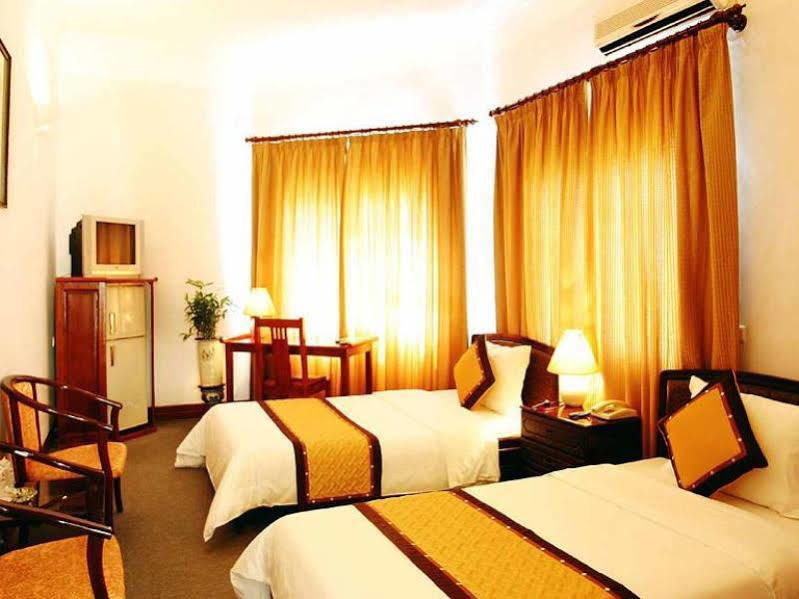 Ats Hotel Hanoi Bagian luar foto